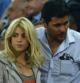 La cantante colombiana Shakira, novia del futbolista español Gerard Piqué, asiste a un partido entre Croacia y España