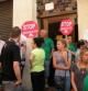 Concentración en Badalona para evitar un doble desahucio