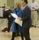 Mitt Romney y su esposa Ann Romney, votando en Belmont, Massachussets.