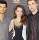 Taylor Lautner, Kristen Stewart y Robert Pattinson se despiden de sus fans en Madrid cuando faltan horas para que 'Amanecer. Parte 2' llegue a los cines