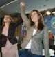 La candidata del PPC a la Generalitat, Alicia Sánchez-Camacho (d), y la número dos del PP, María Dolores de Cospedal, durante un acto en Barcelona con unas 200 mujeres de su partido