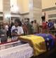 Nicolás Maduro observa el ataúd del presidente de Venezuela en las honras fúnebres en la Academia Militar de Caracas