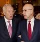 El protavoz de CiU en el Congreso, Josep Antoni Duran Lleida, junto al ministro de Exteriores, Manuel García-Margallo, en la conferencia de Madrid