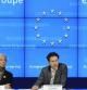 El presidente de Eurogrupo, Jeroen Dijsselbloem (en el centro), flanqueado por la directora del FMI, Christine Lagarde (izquierda) y el comisario de Asuntos Económicos de la UE, Olli Rehn (derecha)