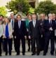 Los miembros del Consell per a la Transición Nacional se hicieron una foto de familia antes de celebrar su primera reunión