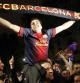 Los aficionados del Barcelona celebran el título de Liga en Canaletes.