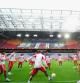 Los futbolistas del Benfica entrenándose para la final de esta noche, ayer en el Amsterdam Arena