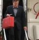 El primer ministro británico, David Cameron, a su llegada a Belfast, en Irlanda del Norte (Reino Unido) para asistir a la cumbre de líderes del G8.