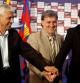 Gerardo Tata Martino junto a sus ayudantes Jorge Pautasso (derecha) y el 'Profe' Elvio Paolorroso