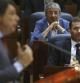 Tomás Gómez escucha a Ignacio González en la Asamblea de Madrid