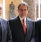 Pere Navarro, Artur Mas, y Alfredo Pérez Rubalcaba, instantes antes de su encuentro en el Palau de la Generalitat
