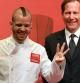 El chef David Muñoz celebra las tres estrellas Michelin para su restaurante DiverXO en la guía de 2014