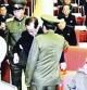 La televisión surcoreana muestra el momento del arresto de Jang Song-thaek, tío del líder Kim Jong-un y número dos del régimen comunista
