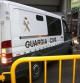 El furgón de la Guardia Civil que traslada a algunos de los ocho detenidos el pasado miércoles en el País Vasco y Navarra por integrar supuestamente el llamado "frente de makos" de ETA, a su llegada a la sede de la Audiencia Nacional