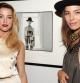 Tasya Van Ree y Amber Heard en el opening de su exhibición 'Untitled Project' en California