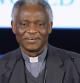 Peter Turkson, cardenal de Ghana, habla a los asistentes en Davos en nombre del Papa