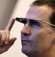 El príncipe Felipe se prueba unas gafas inteligentes en la inauguración de Fitur 2014