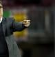 El entrenador argentino del F. C. Barcelona, Gerardo "Tata" Martino, durante el encuentro correspondiente a la ida de la semifinal de la Copa del Rey, que disputan esta noche frente a la Real Sociedad en el estadio del Camp Nou