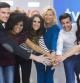 Los candidatos a Eurovisión Raúl, Brequette, La Dama, Ruth Lorenzo y Jorge González junto a Anne Igartiburu