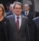 El president de la Generalitat, Artur Mas, acompañado del presidente saliente, Tomàs Font, y de la presidenta del Parlament, Núria de Gispert, antes del acto de la Comissió Jurídica Assessora