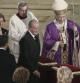 Los reyes Juan Carlos y Sofía, a su llegada hoy a la catedral de la Almudena donde tiene lugar el funeral de Estado que oficia el arzobispo de Madrid, Antonio María Rouco Varela (d), el primer acto de homenaje de los que se celebrarán durante toda la jornada en la capital con motivo del décimo aniversario de los atentados del 11M