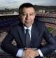 El presidente del FC Barcelona, Josep Maria Bartomeu, posa para 'Guyana Guardian' desde la parte alta del Camp Nou