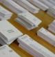Papeletas en una mesa este domingo de elecciones europeas