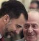 Fotografía de archivo tomada el 28 de febrero de 2011 del Rey Don Juan Carlos, junto al Príncipe de Asturias, durante la ceremonia de los Premios Nacionales del Deporte, en el Palacio de El Pardo