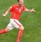 Haris Seferovic celebra el tanto que le ha dado a Suiza la victoria en el último minuto frente a Ecuador