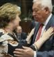 El ministro español de Asuntos Exteriores, José Manuel García-Margallo con la jefa de la diplomacia europea, Catherine Ashton a su llegada a la reunión del consejo de ministros de Exteriores de la UE en Bruselas