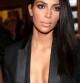Kim Kardashian con un escote de infarto en el desfile de Lanvin en la Paris Fashion Week