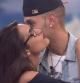 Omar se encuentra con su ex novia, Lucía, que ha entrado como concursante en GH15. Lucía será además la nueva compañera de Paula, la chica con la que Omar mantiene un idilio