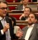 Artur Mas, president de la Generalitat, habla en el pleno del Parlament, bajo la mirada de Oriol Junqueras, líder de ERC.