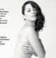 Marion Cotilllard, desnuda, solo con zapatos y joyas