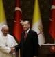 El papa Francisco es recibido por Recep Tayyip Erdogan, presidente de Turquía, en el palacio presidencial de Ankara
