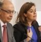 La vicepresidenta del Gobierno, Soraya Sáenz de Santamaría, y el ministro de Hacienda, Cristóbal Montoro, ante los medios tras el Consejo de Ministros.