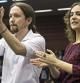 Pablo Iglesias, en su acto en Barcelona, junto a la secretaria de Plurinacionalidad de Podemos, Gemma Ubasart