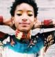 Willow Smith, posando para su Instagram con una provocativa camiseta