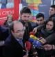 Miquel Iceta en Molins de Rei atiende a la prensa.