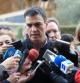 El líder del PSOE, Pedro Sánchez, atiende a los medios.