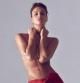 Irina Shayk posa sensual para un reportaje de la revista Harper's Bazaar China