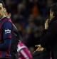 Busquets recibe las últimas indicaciones de Luis Enrique antes de entrar al terreno de juego