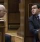 El secretario de Estado de Relaciones con las Cortes, José Luis Ayllón, conversa con Duran en el Congreso