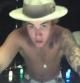 Justin Bieber canta junto con sus amigos 'I really like you'