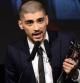Zayn Malik recoge un premio