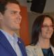 El presidente de C', Albert Rivera y la alcaldable por Lleida, Àngeles Ribes, en un acto de campaña