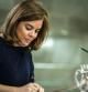 La vicepresidenta del Gobierno, Soraya Sáenz de Santamaría, durante la rueda de prensa posterior a la reunión del Consejo de Ministros, hoy en La Moncloa.
