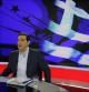 El primer ministro griego, Alexis Tsipras, momentos antes de empezar la entrevista de este lunes en la televisión pública