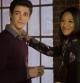 Grant Gustin y Candice Patton, amigos (¿y algo más?) en 'The Flash'.