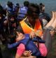 Refugiados afganos llegan a la isla griega de Lesbos